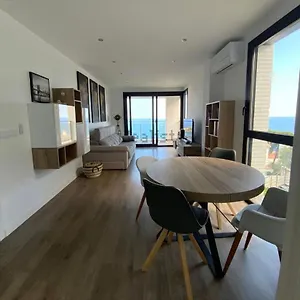 Sea View , Llança Spanien